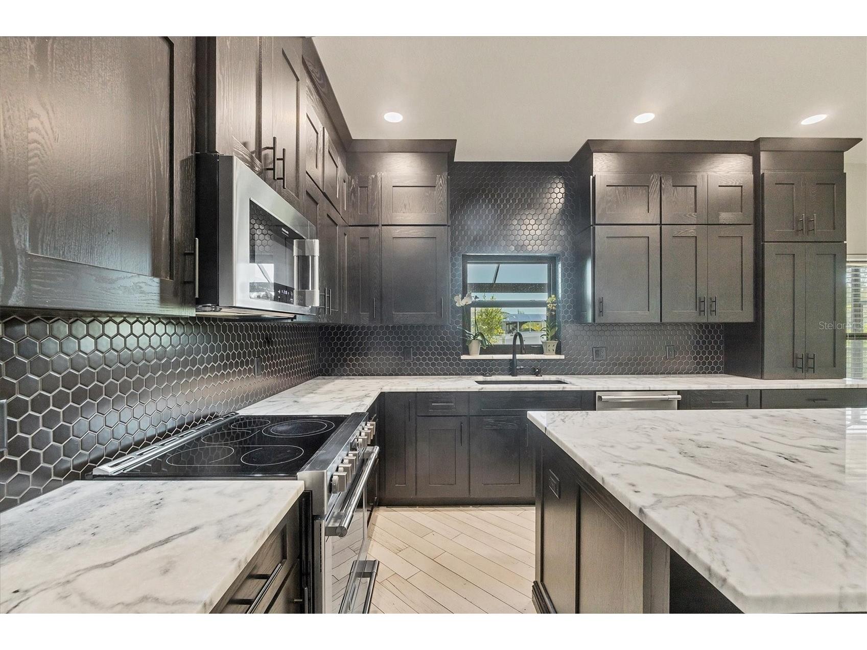 15530 Aqua Circle Port Charlotte FL 33981 - AQUA WATERWAY C7512001 image12