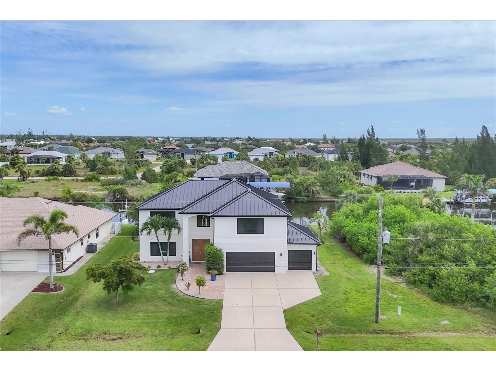 15530 Aqua Circle Port Charlotte FL 33981 - AQUA WATERWAY C7512001 image2