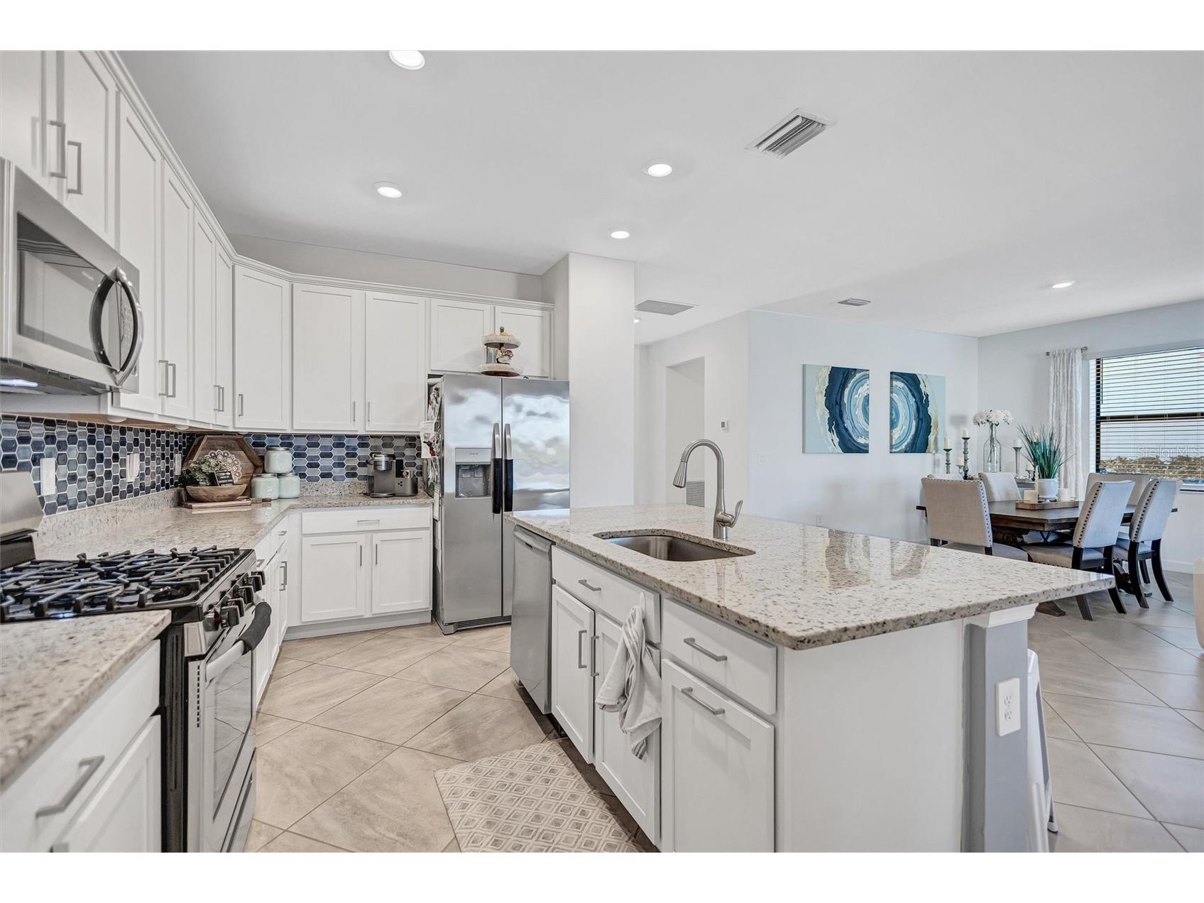 15531 Islandwalk Avenue Lakewood Ranch FL 34211 A4681244 image15