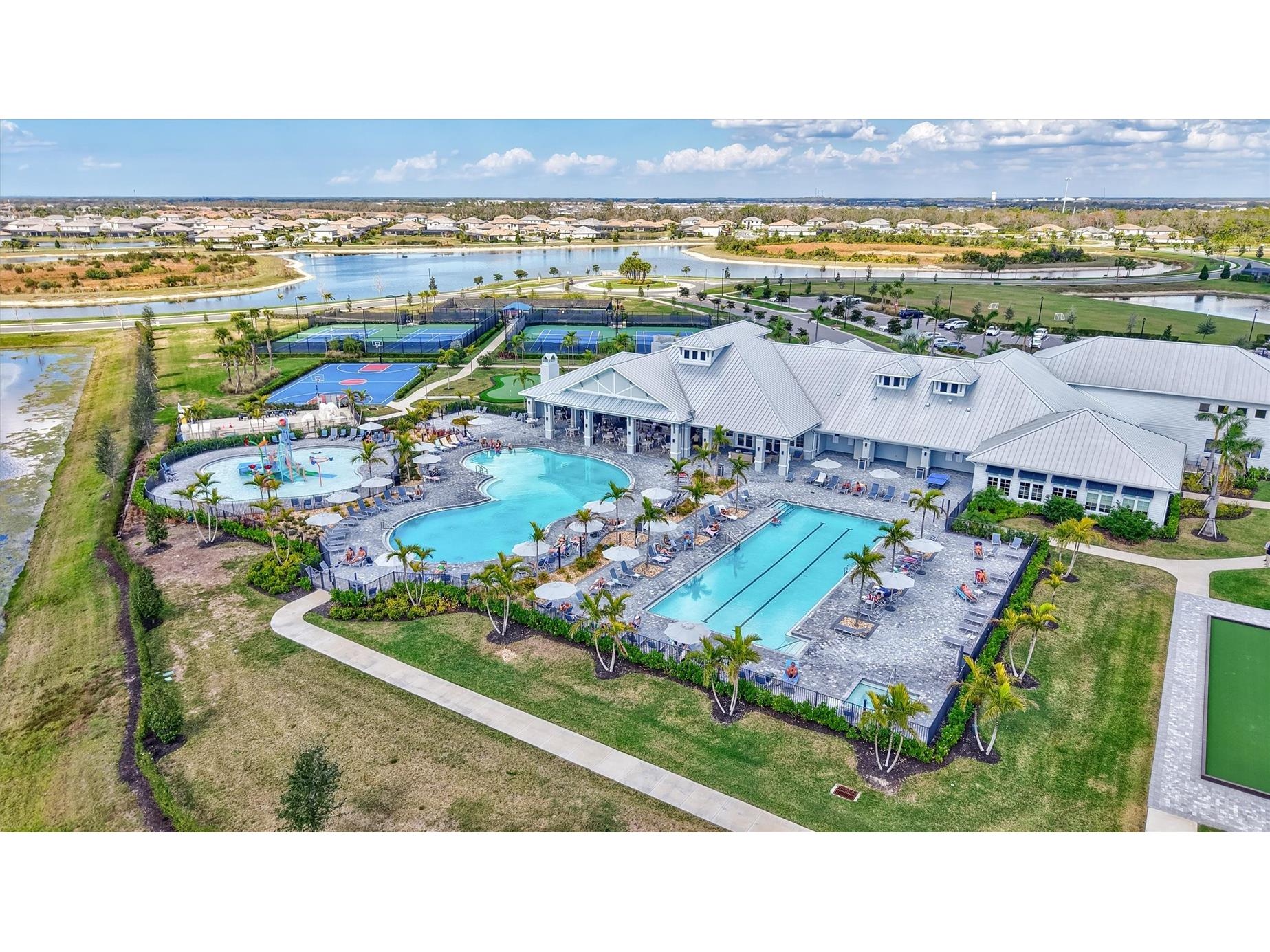 15531 Islandwalk Avenue Lakewood Ranch FL 34211 A4681244 image45