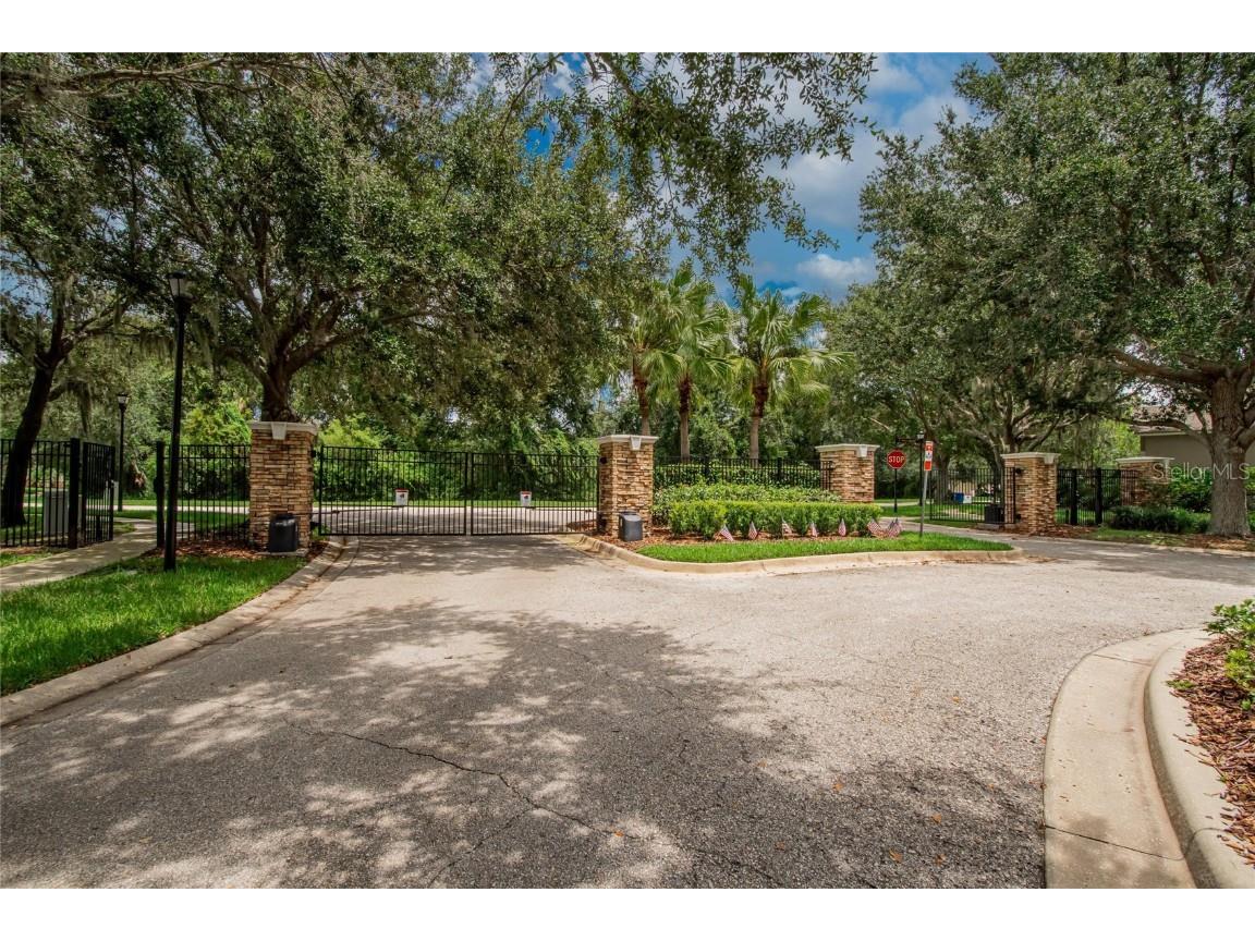 15531 Martinmeadow Drive Lithia FL 33547 TB8418297 image44