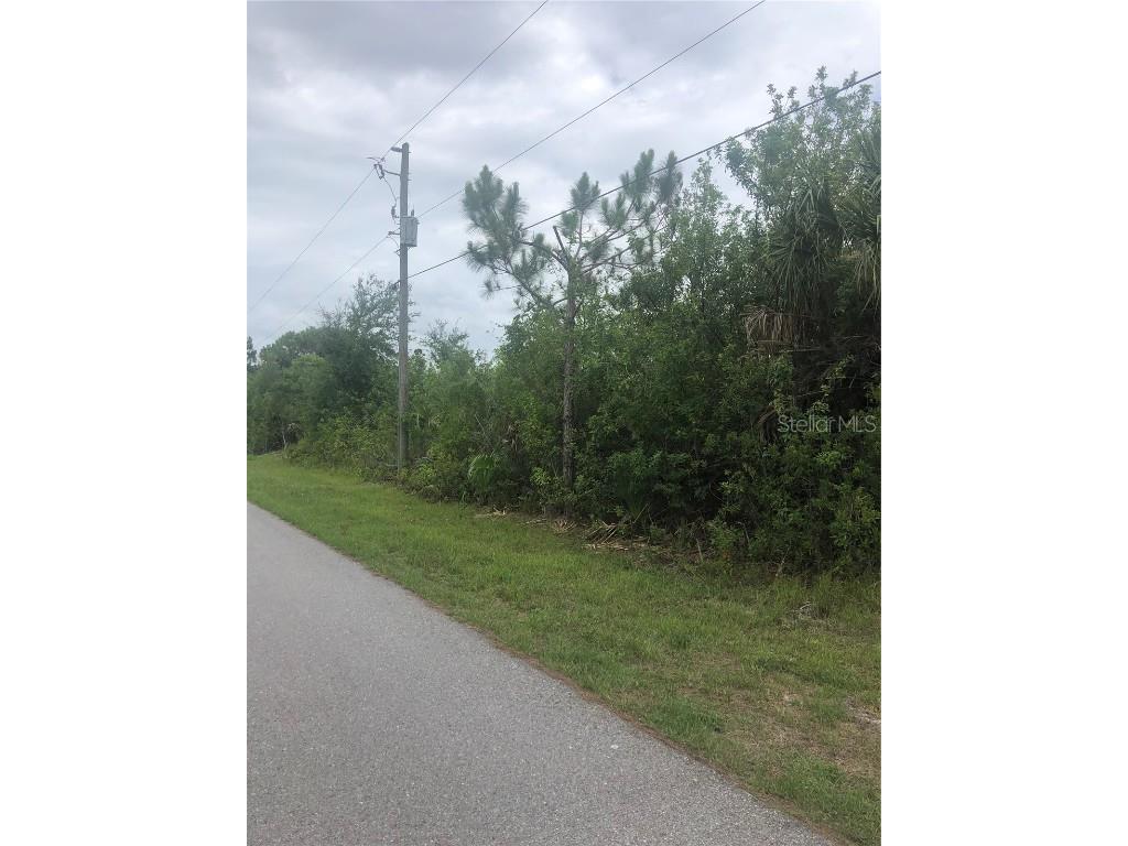 15536 & 15544 Hennipen Circle Port Charlotte FL 33981 - LAKELAND WATERWAY C7445105 image6