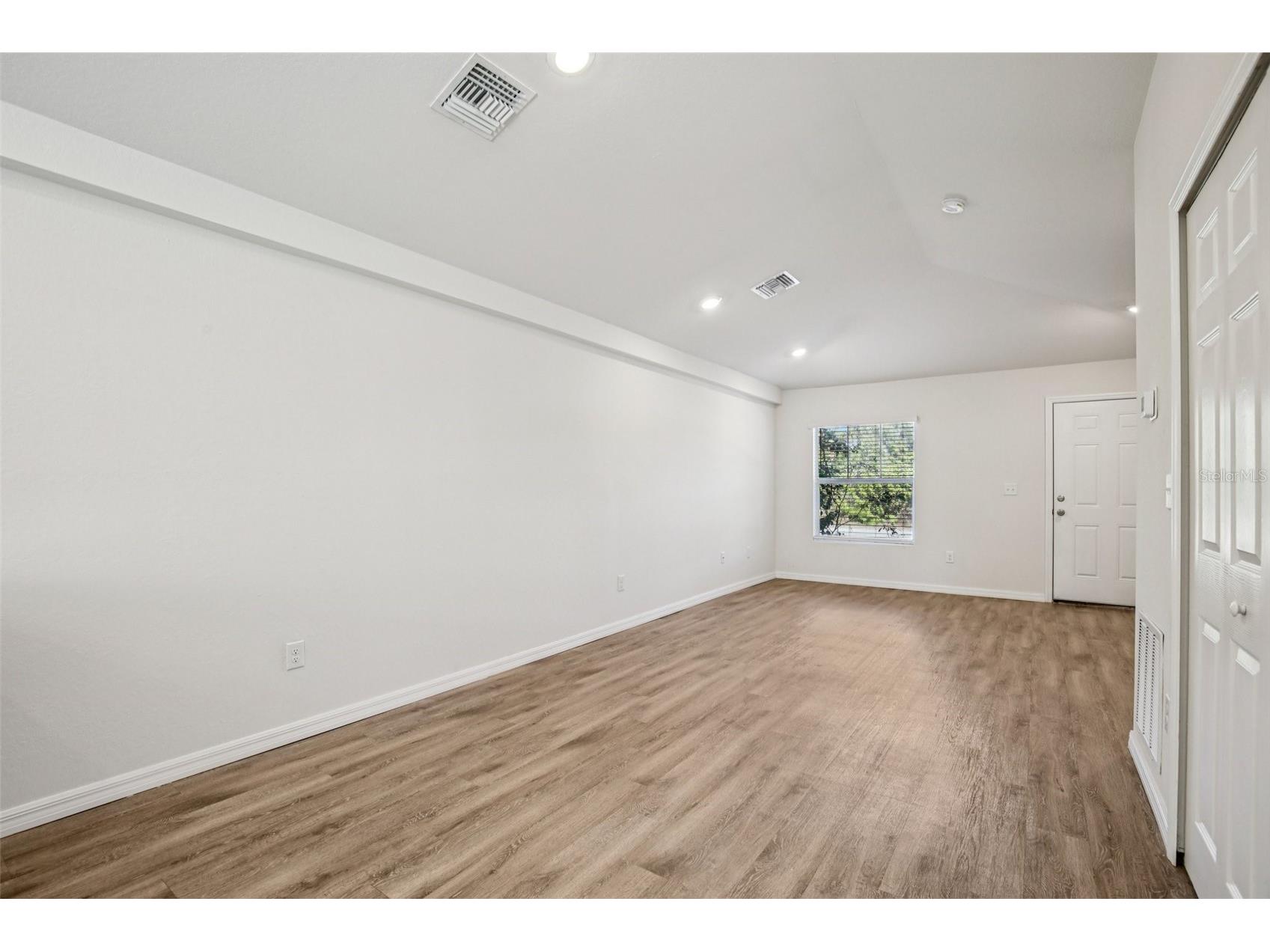 15537 Buick Avenue Port Charlotte FL 33953 OM717389 image4