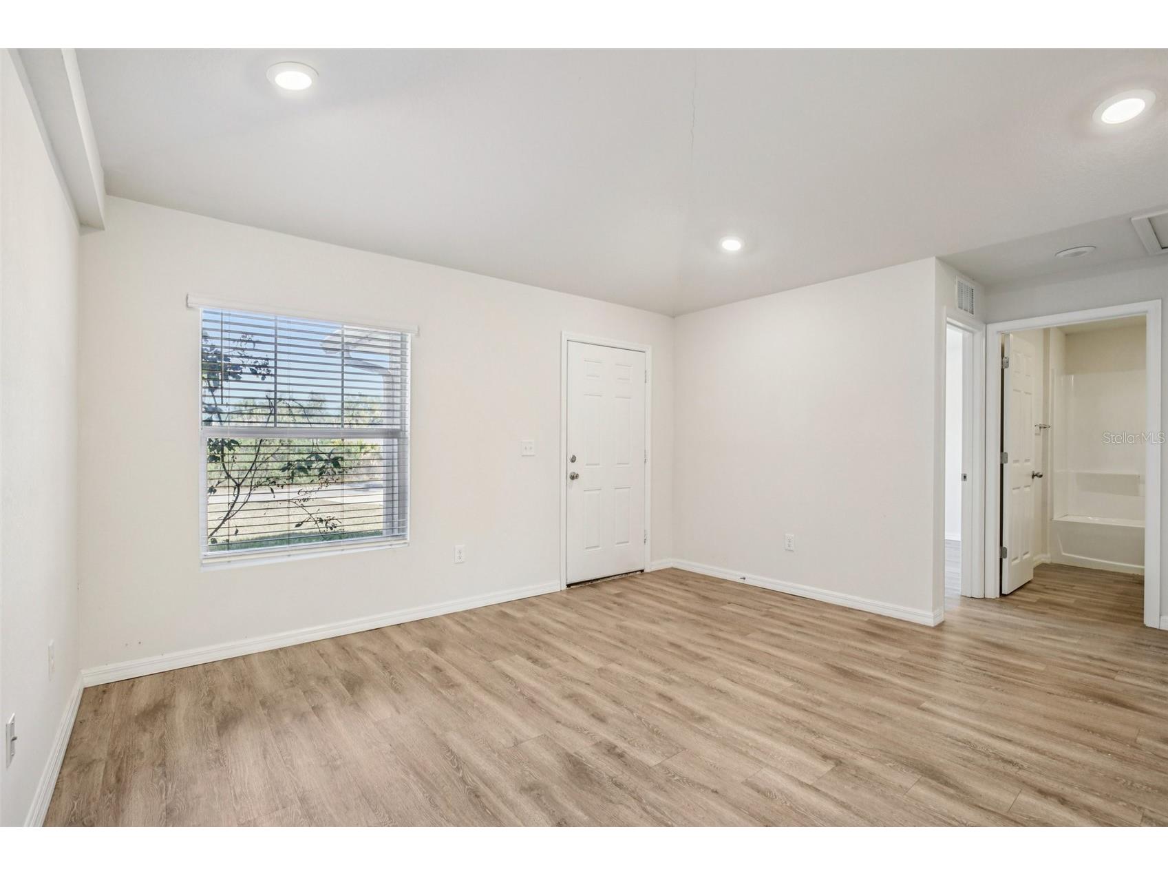 15537 Buick Avenue Port Charlotte FL 33953 OM717389 image5