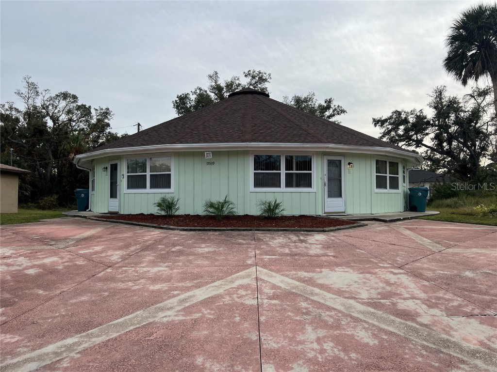 15539 Chamberlain Boulevard Port Charlotte FL 33953 T3511816 image1