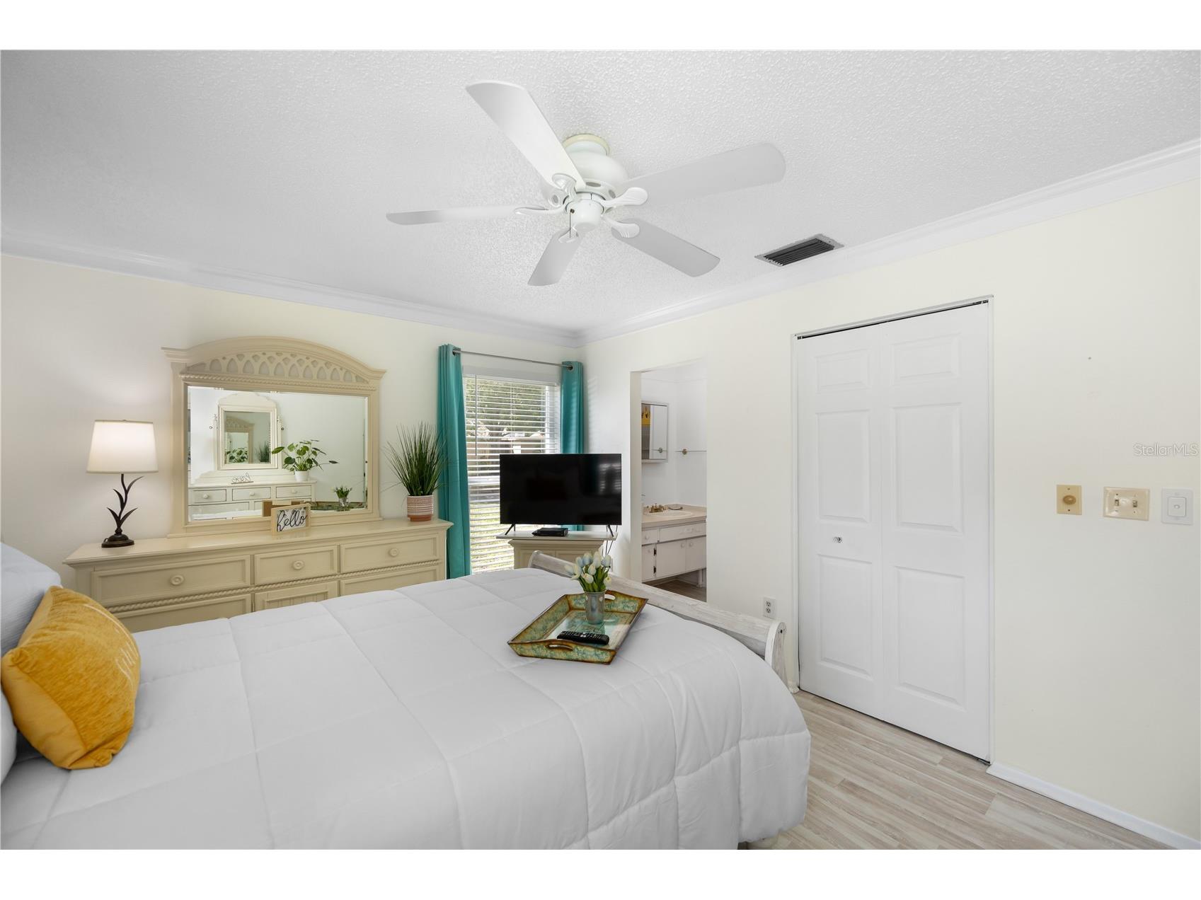 1554 Glen Court #A Dunedin FL 34698 TB8471754 image14