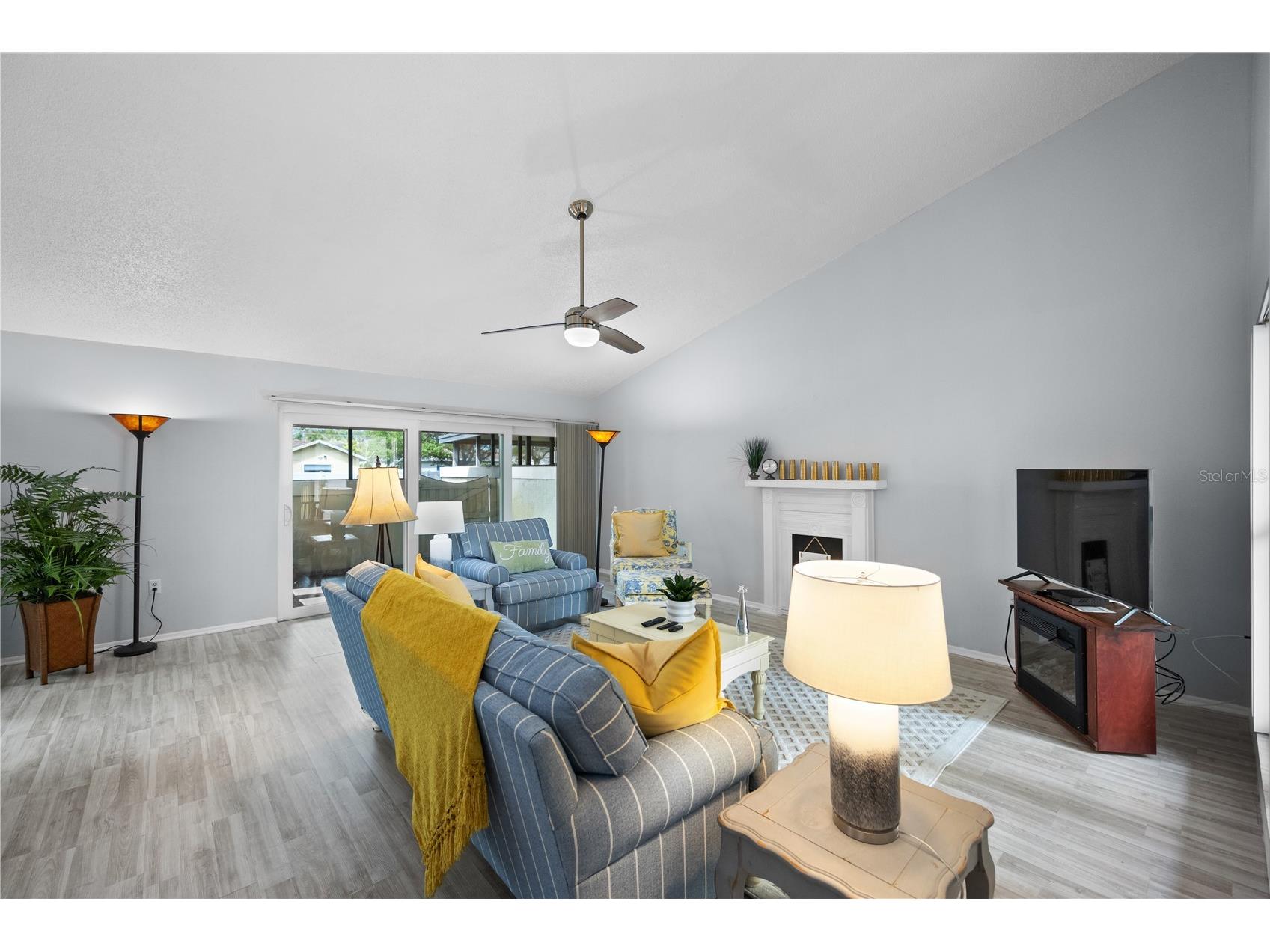 1554 Glen Court #A Dunedin FL 34698 TB8471754 image4