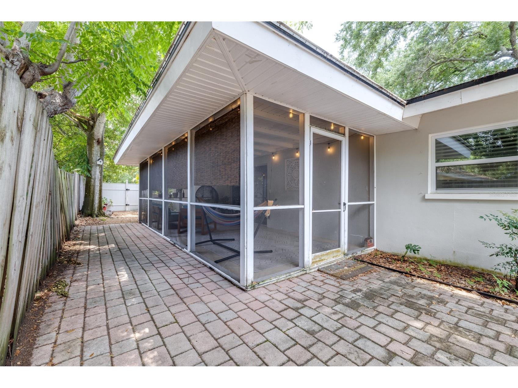 1554 Linwood Drive Clearwater FL 33755 TB8517011 image48