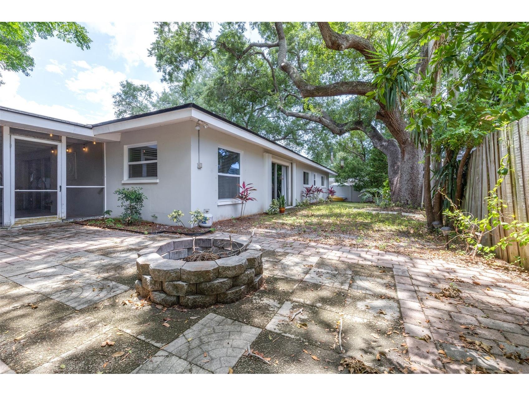 1554 Linwood Drive Clearwater FL 33755 TB8517011 image51