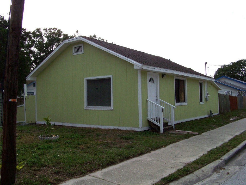 1554 Tilley Avenue Clearwater FL 33756 TB8352295 image2
