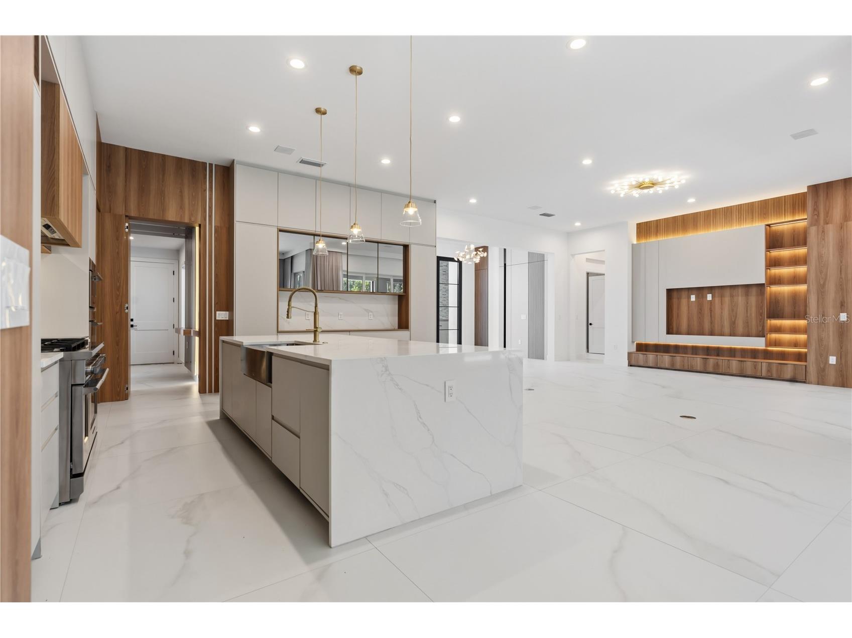 15548 Pendio Drive Montverde FL 34756 O6376484 image5