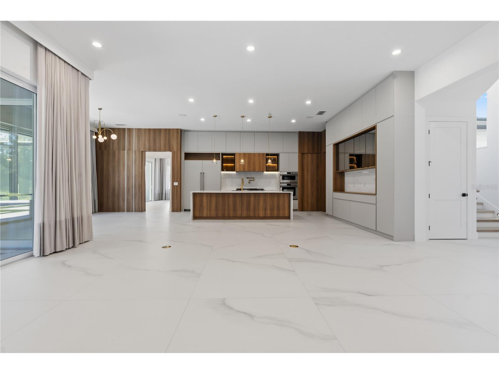 15548 Pendio Drive Montverde FL 34756 O6376484 image9