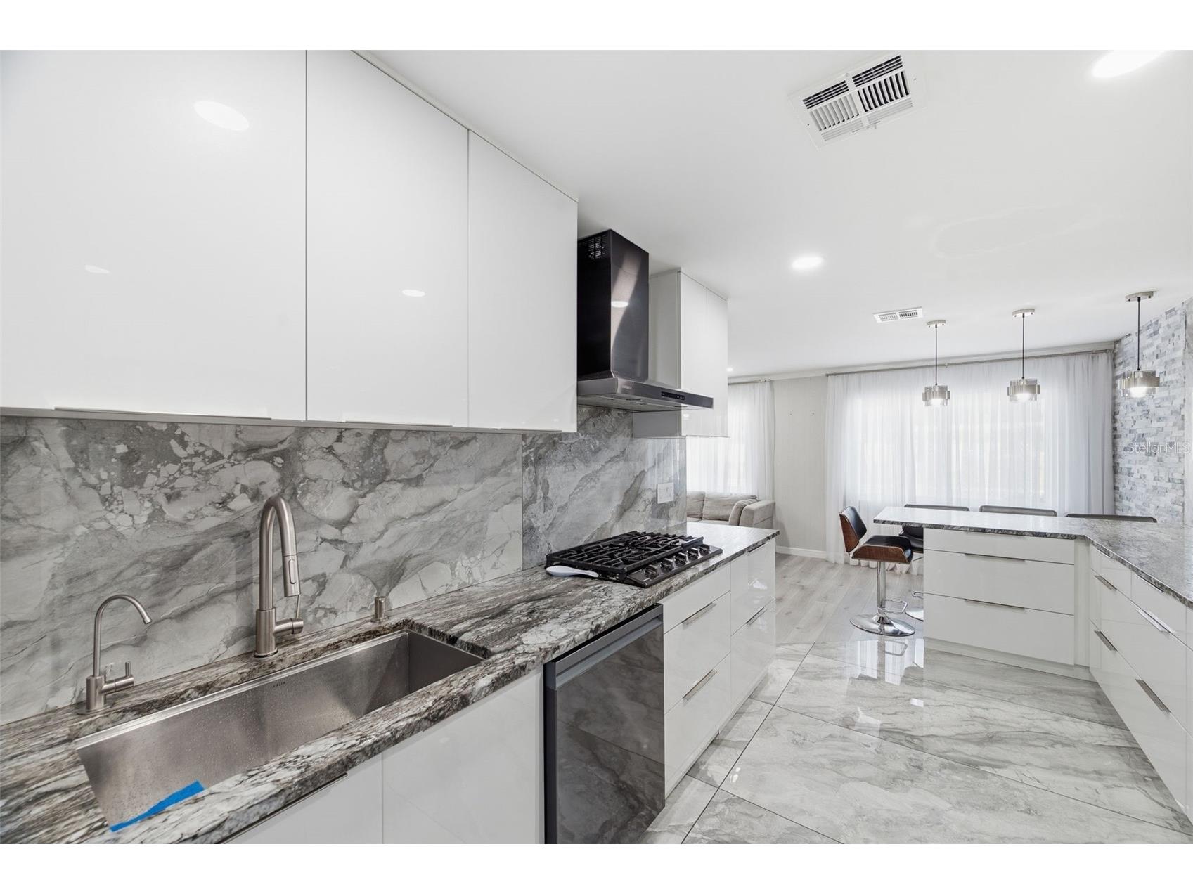 15549 Newport Road Clearwater FL 33764 TB8519253 image12