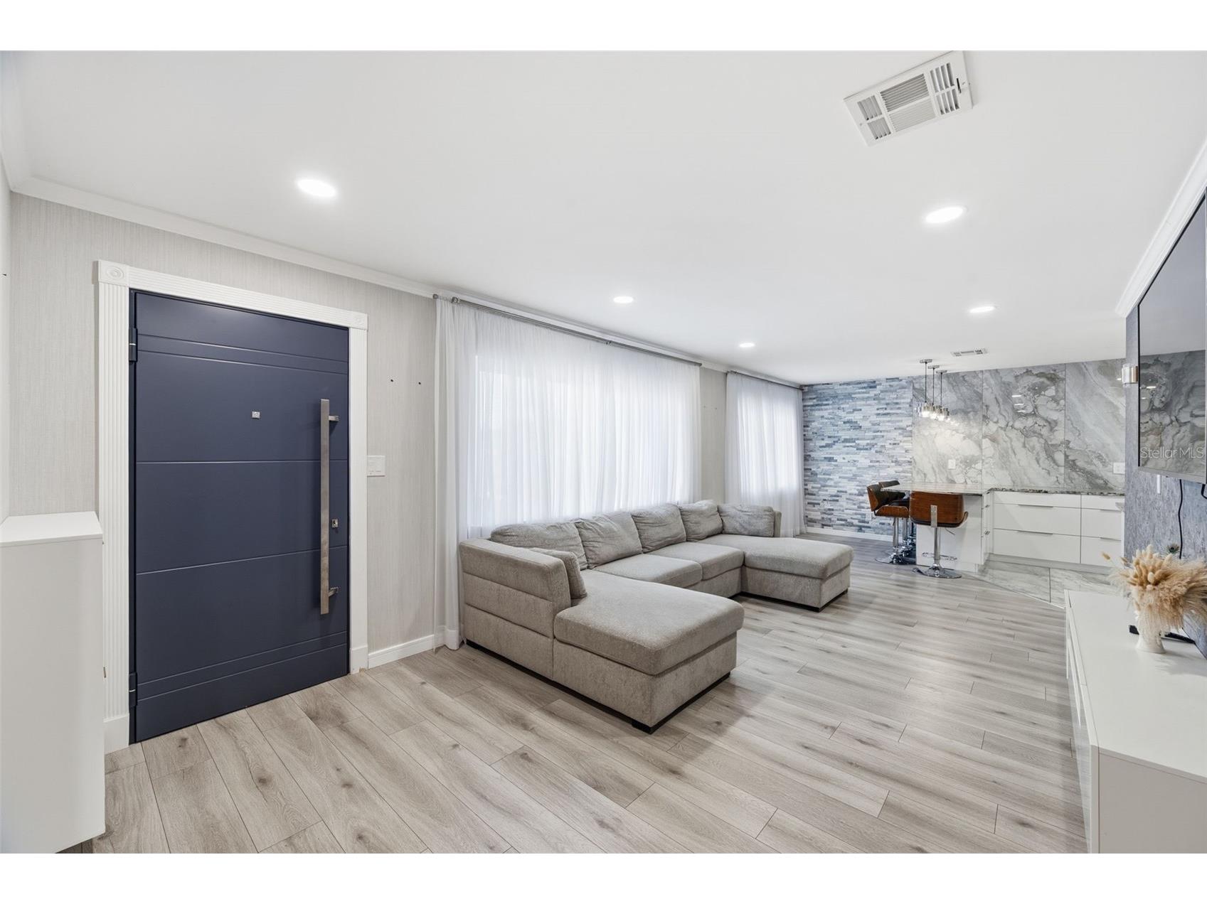 15549 Newport Road Clearwater FL 33764 TB8519253 image3