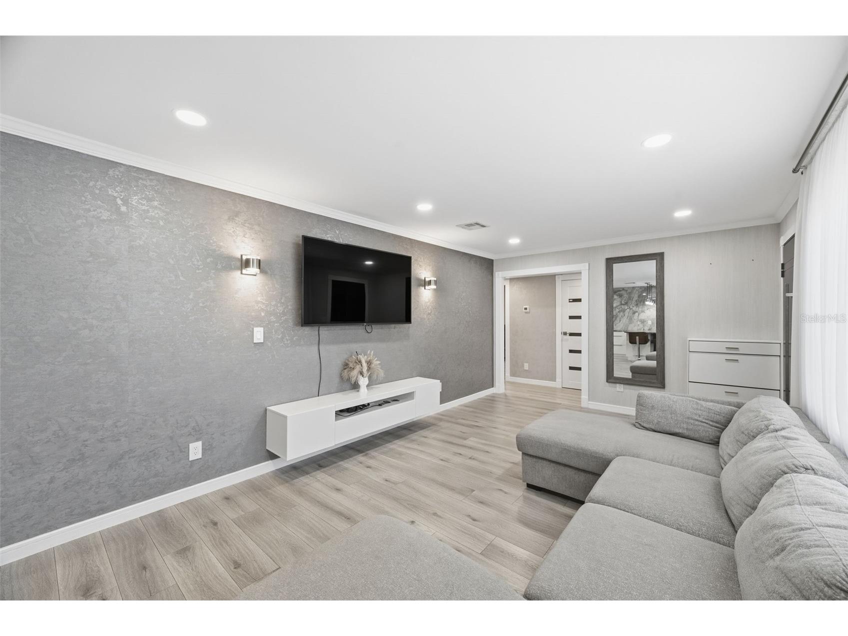 15549 Newport Road Clearwater FL 33764 TB8519253 image5