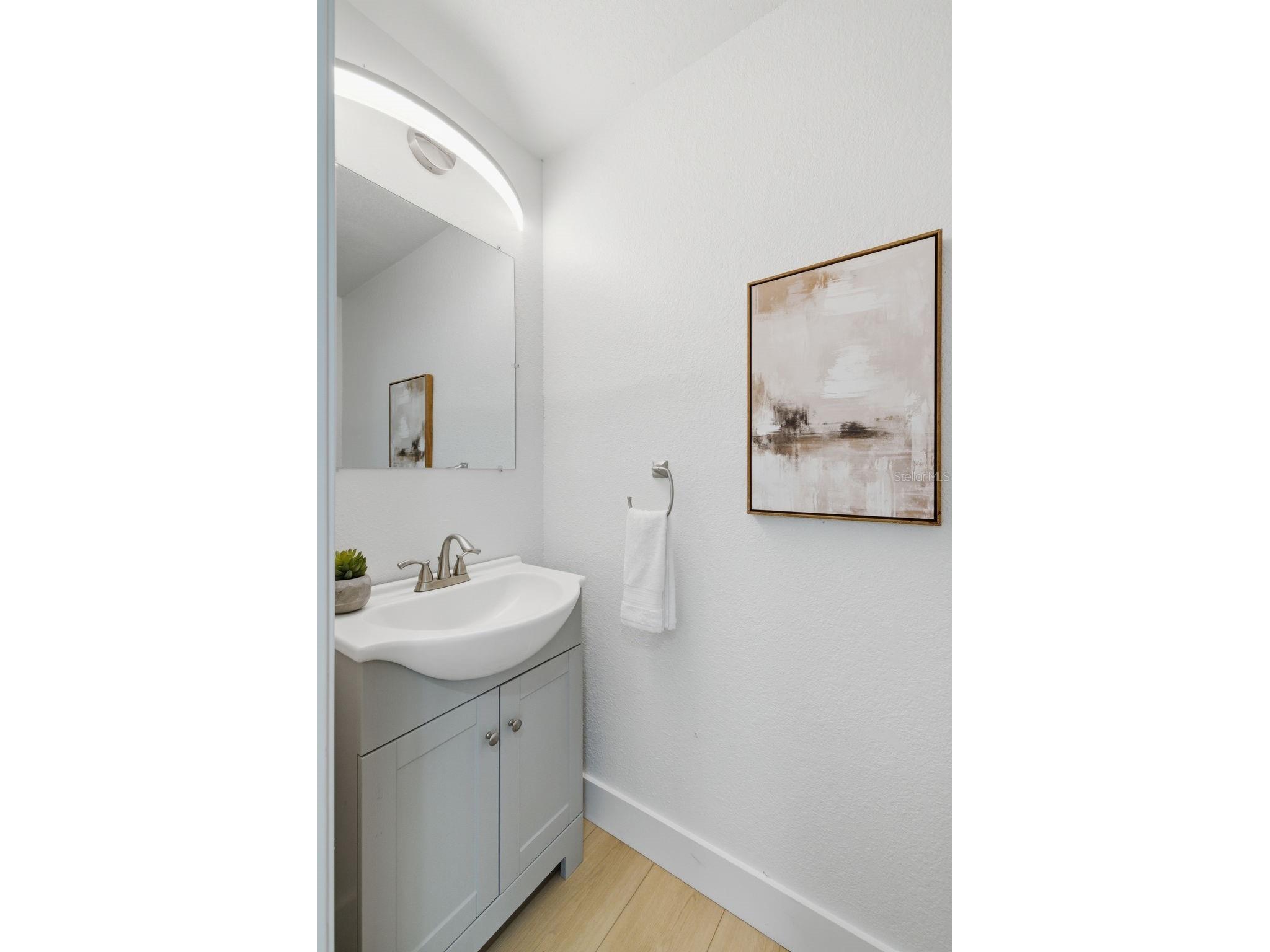 1555 Chateaux De Ville Court Clearwater FL 33764 TB8502404 image16
