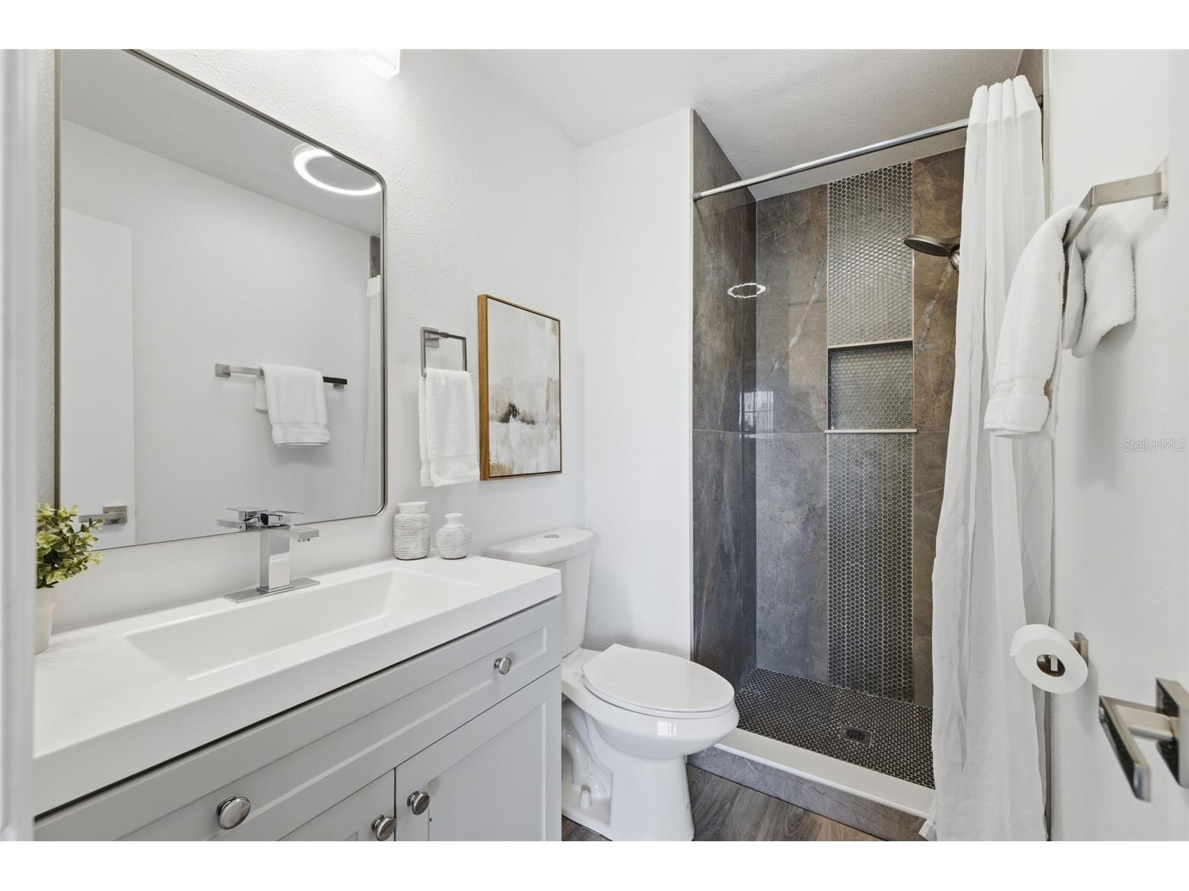 1555 Chateaux De Ville Court Clearwater FL 33764 TB8502404 image25