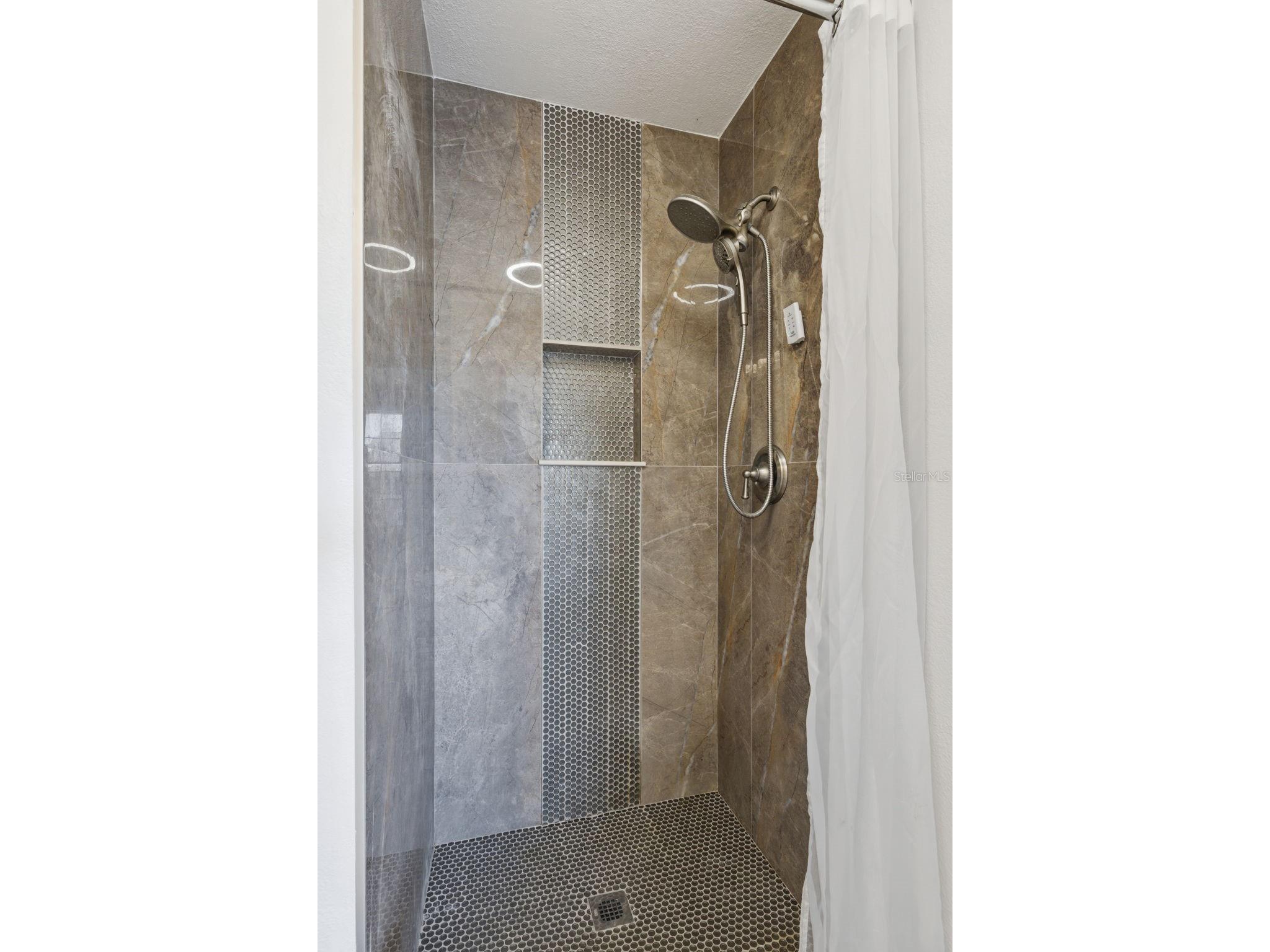 1555 Chateaux De Ville Court Clearwater FL 33764 TB8502404 image26