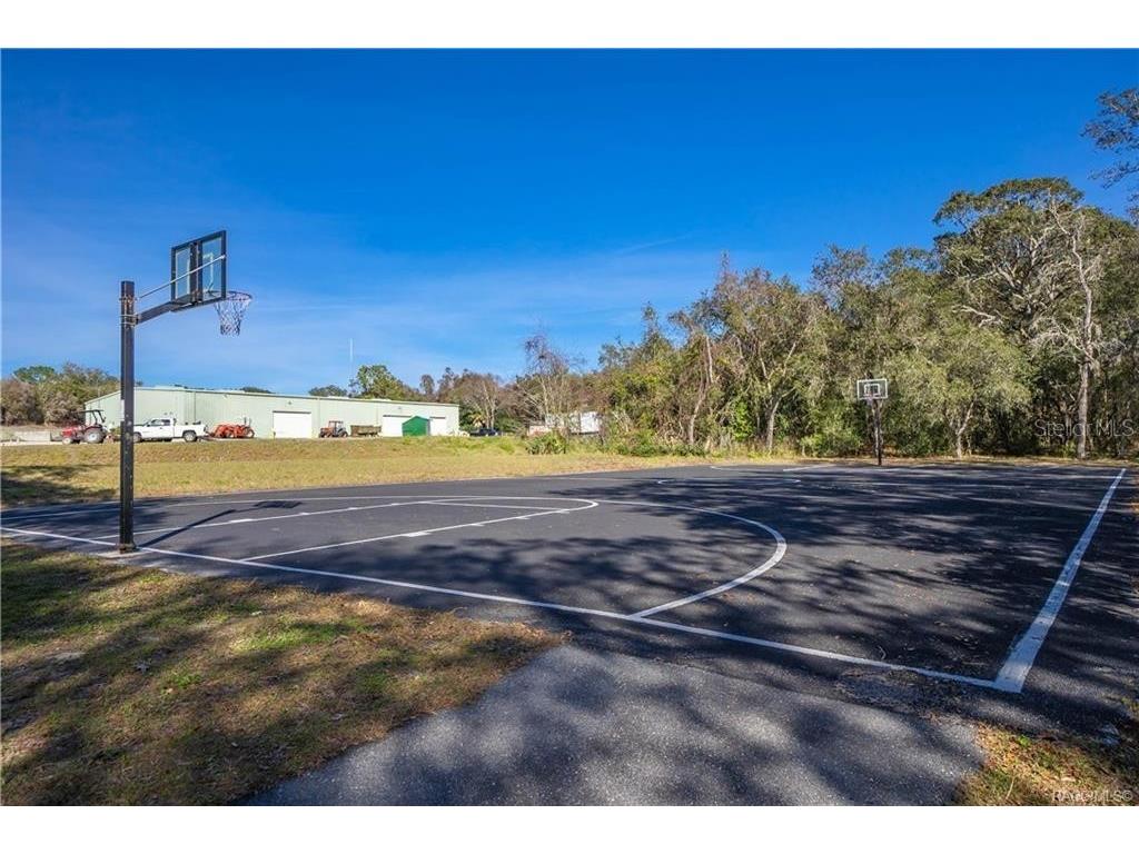 1555 E Seattle Slew Circle Inverness FL 34453 OM724382 image68