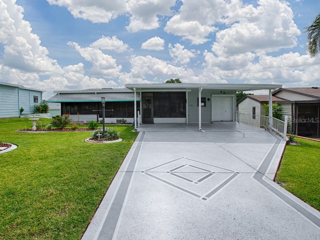 1555 Hillcrest Drive Lady Lake FL 32159 G5070276 image1