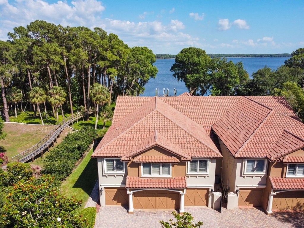 1555 Hillside Landing Drive Tarpon Springs FL 34688 - LAKE TARPON T3406529 image1