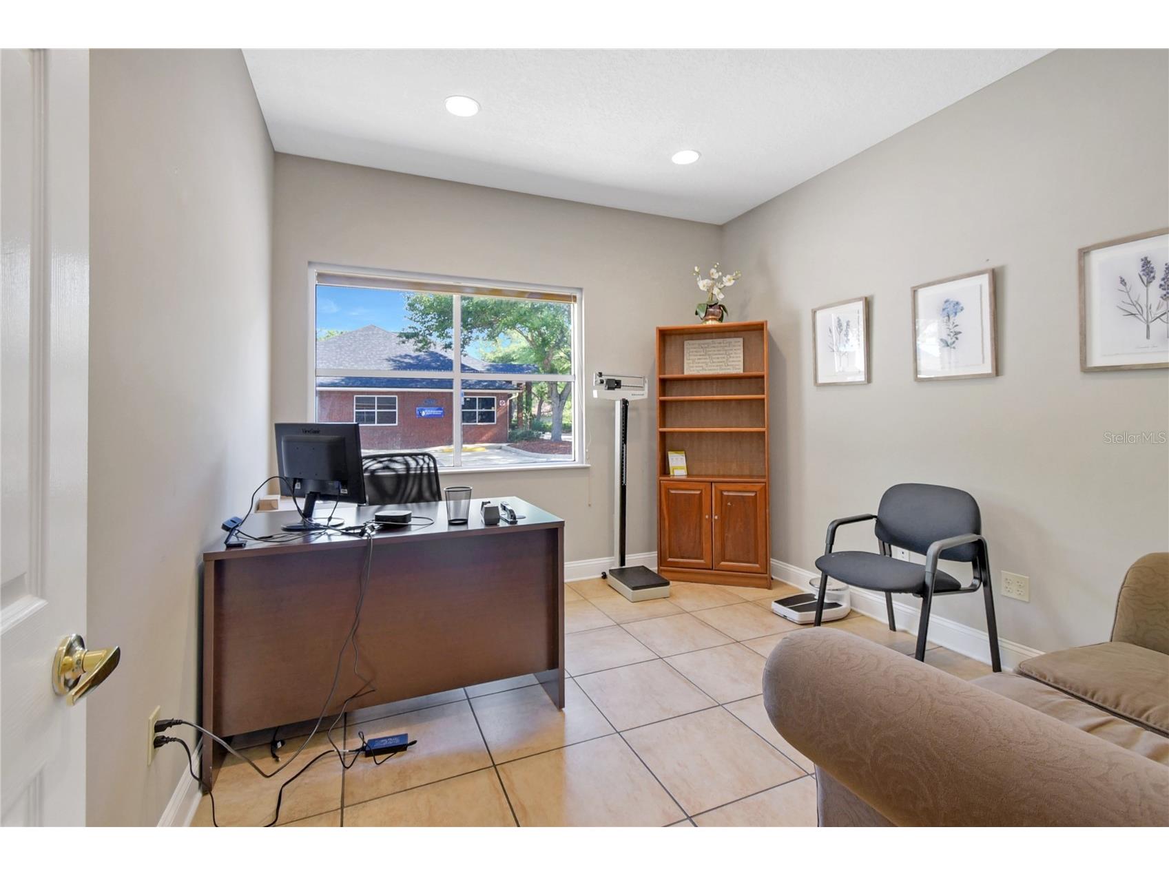 1555 Kingsley Avenue #101/2 Orange Park FL 32073 GC540172 image8