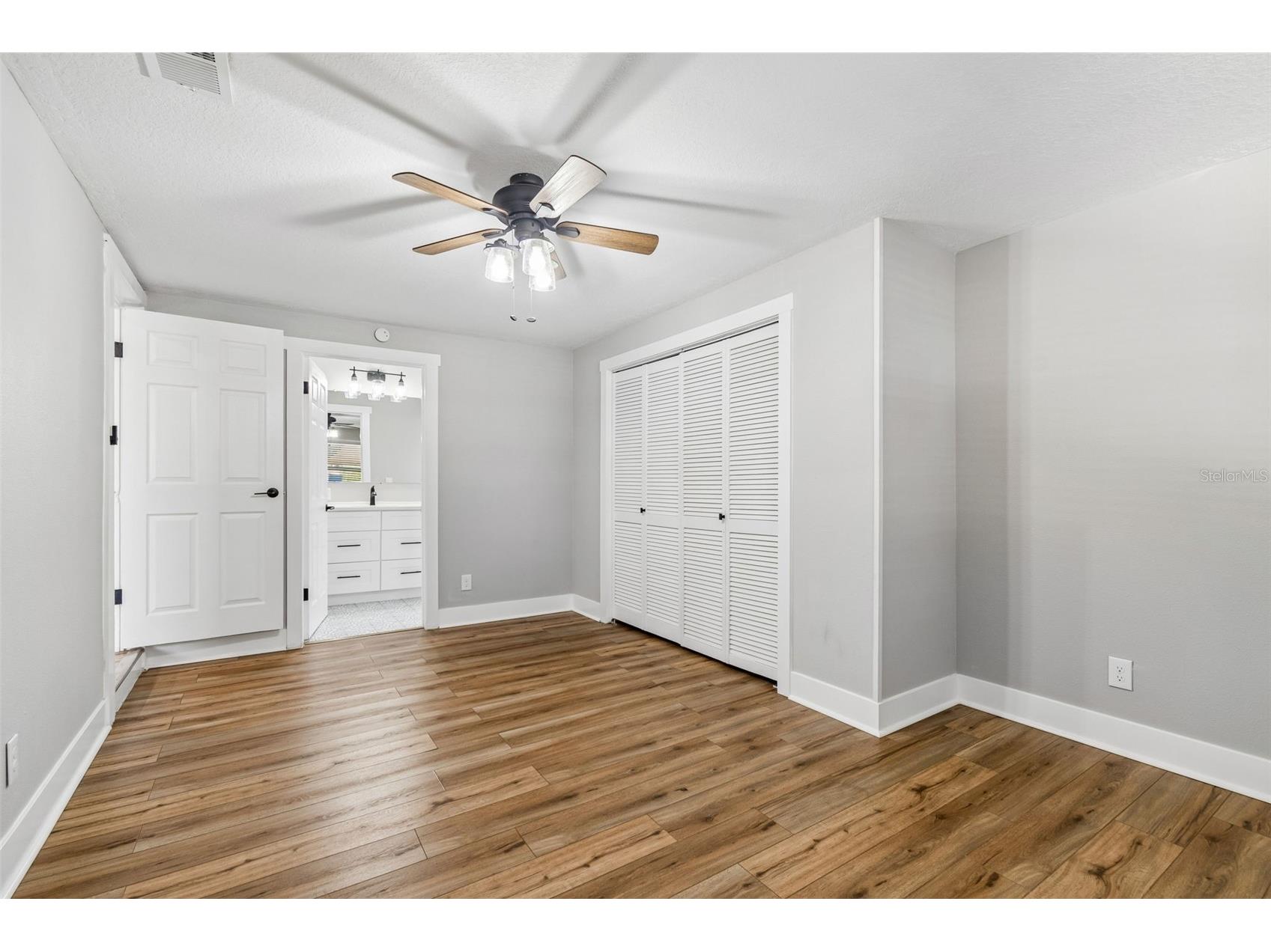 1555 Magnolia Drive Clearwater FL 33756 TB8522604 image24