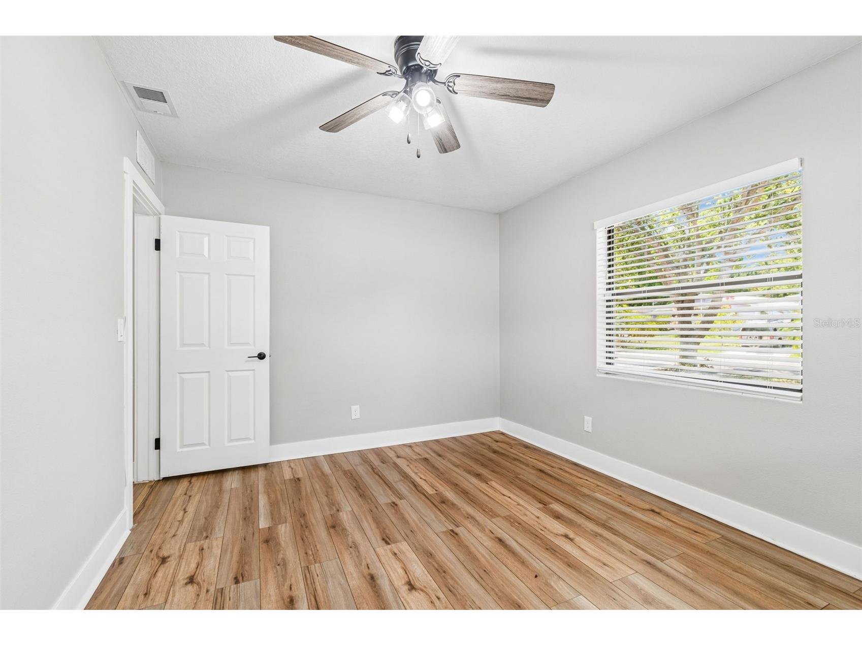 1555 Magnolia Drive Clearwater FL 33756 TB8522604 image32