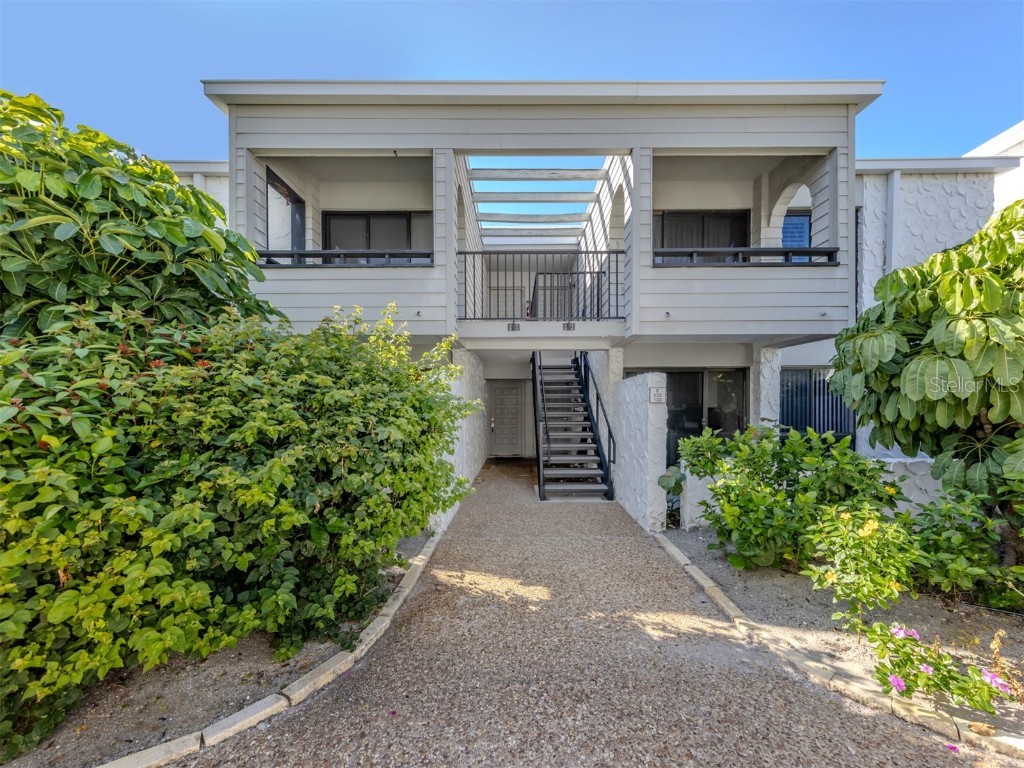 1555 Tarpon Center Drive #131 Venice FL 34285 N6140914 image1