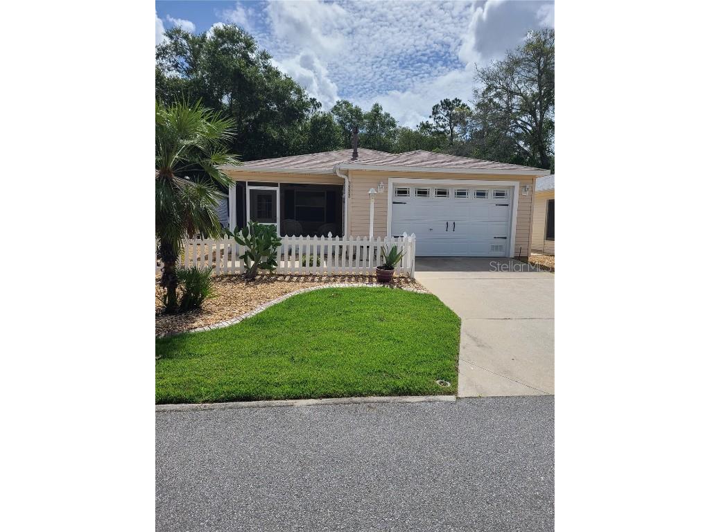 1555 Woodfield Way The Villages FL 32162 G5078778 image1