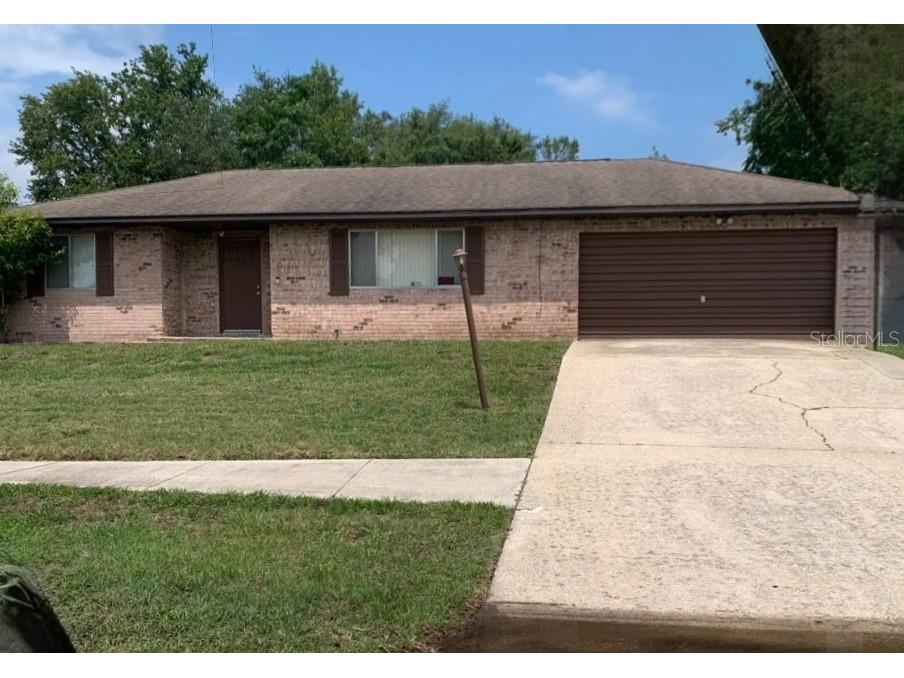 1556 Ferendina Drive Deltona FL 32725 V4943124 image1