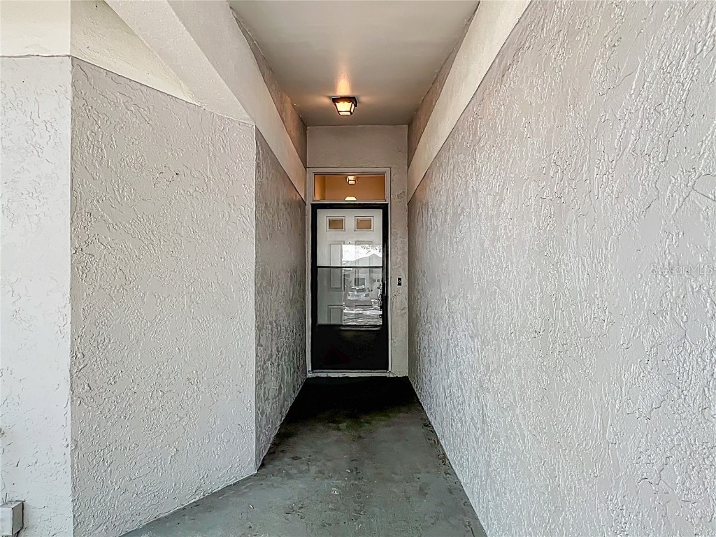 1556 Lynda Lane Dunedin FL 34698 TB8387204 image2