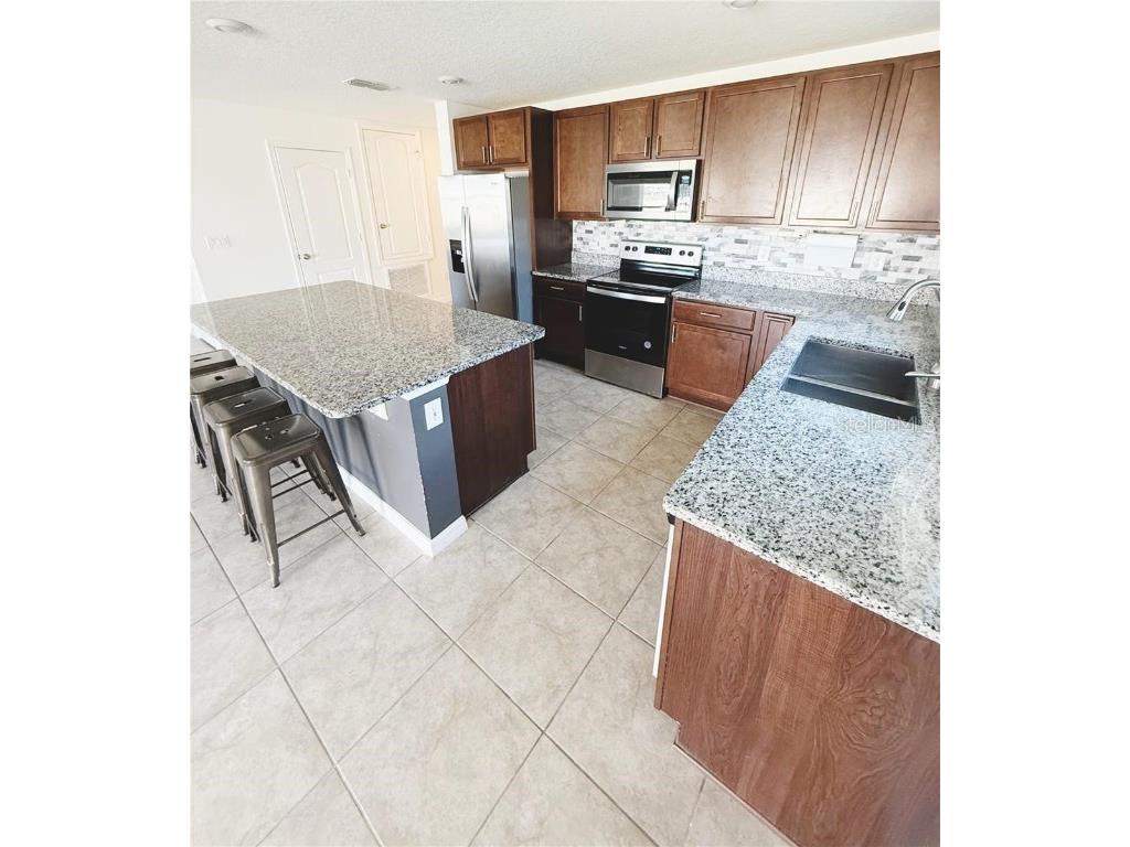 1556 Venice Lane Davenport FL 33896 S5134464 image4