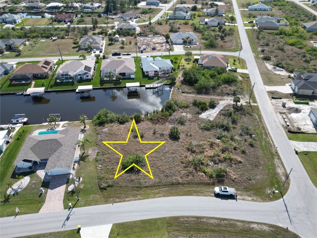 15562 Mccomb Circle Port Charlotte FL 33981 - AVERY WATERWAY D6140563 image2