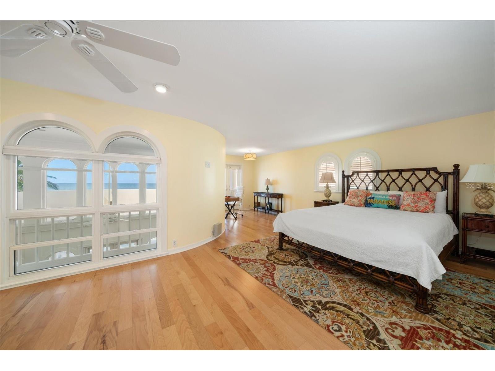 15564 Gulf Boulevard Redington Beach FL 33708 TB8465308 image25