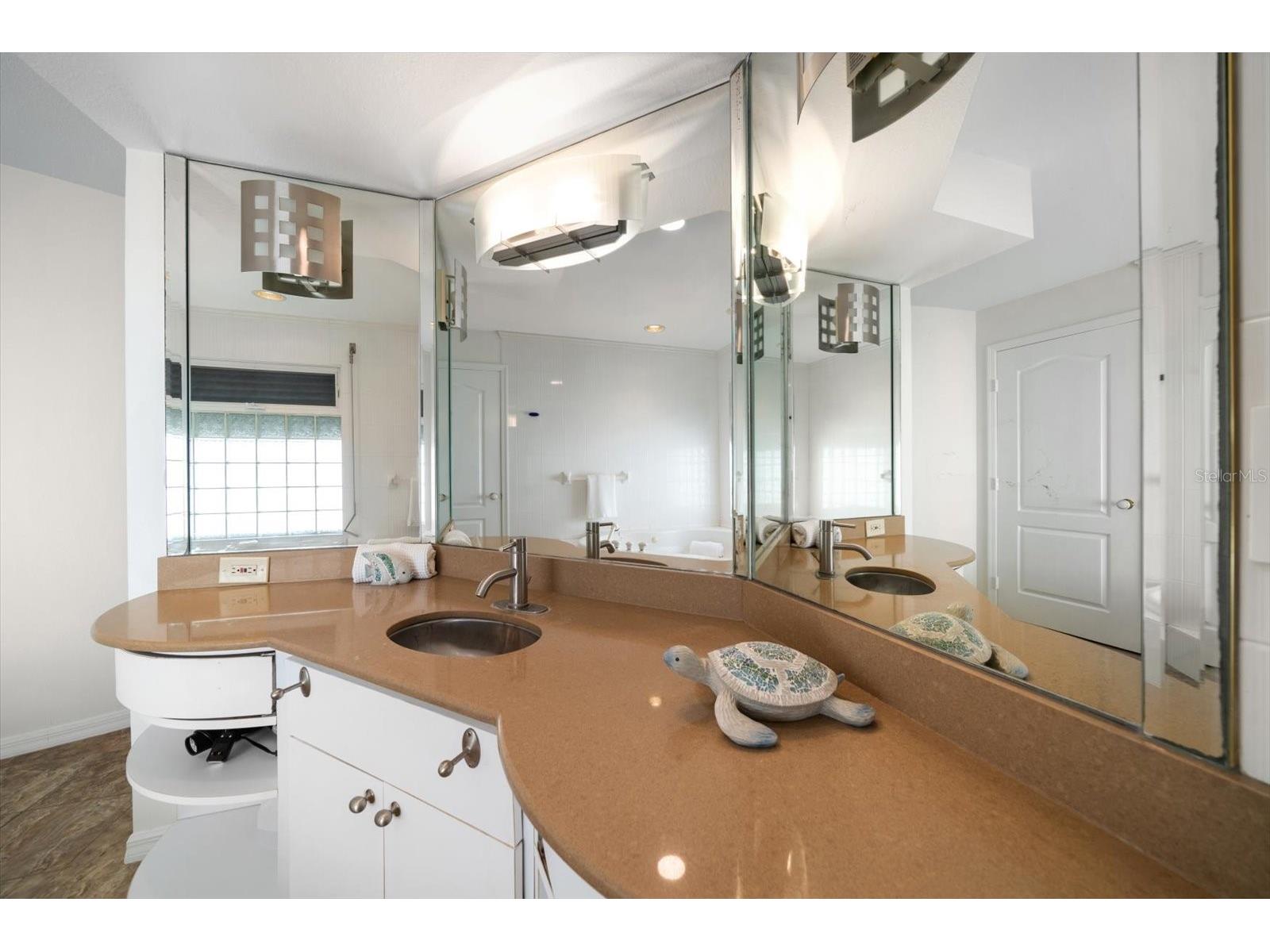 15564 Gulf Boulevard Redington Beach FL 33708 TB8465308 image30