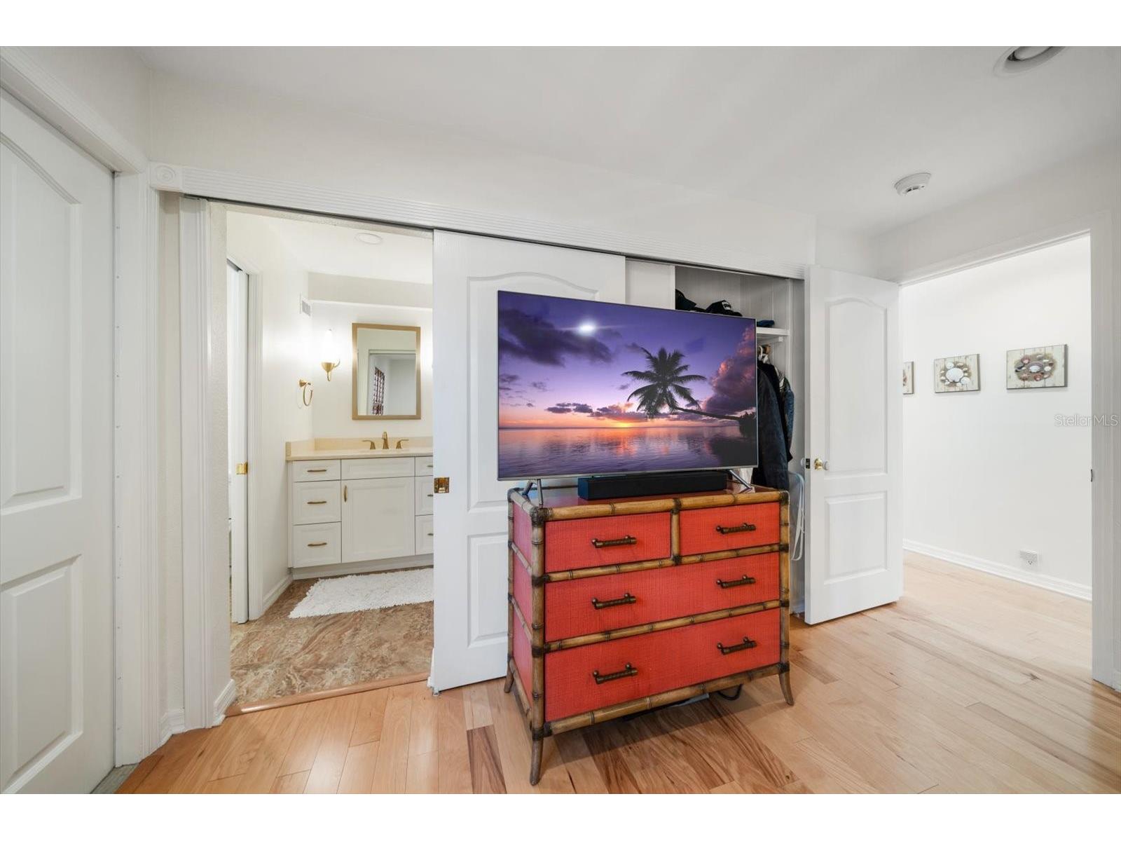 15564 Gulf Boulevard Redington Beach FL 33708 TB8465308 image41