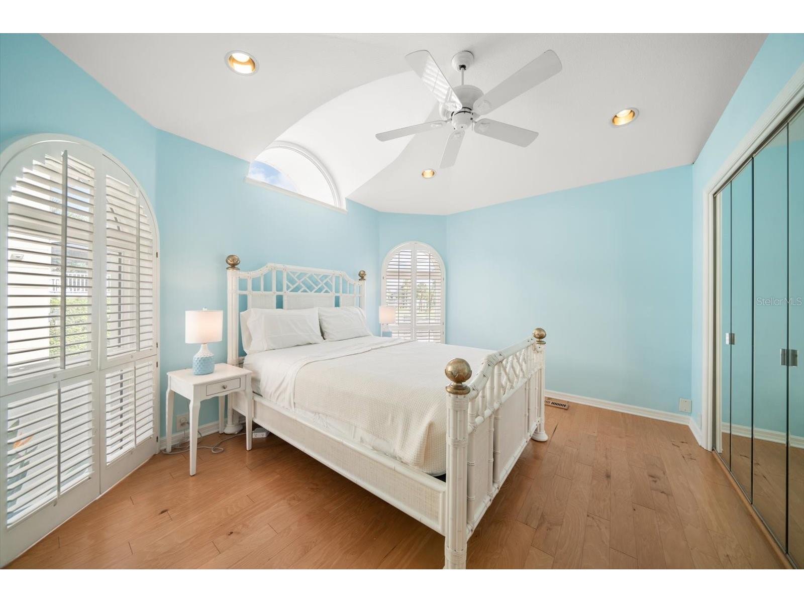 15564 Gulf Boulevard Redington Beach FL 33708 TB8465308 image43