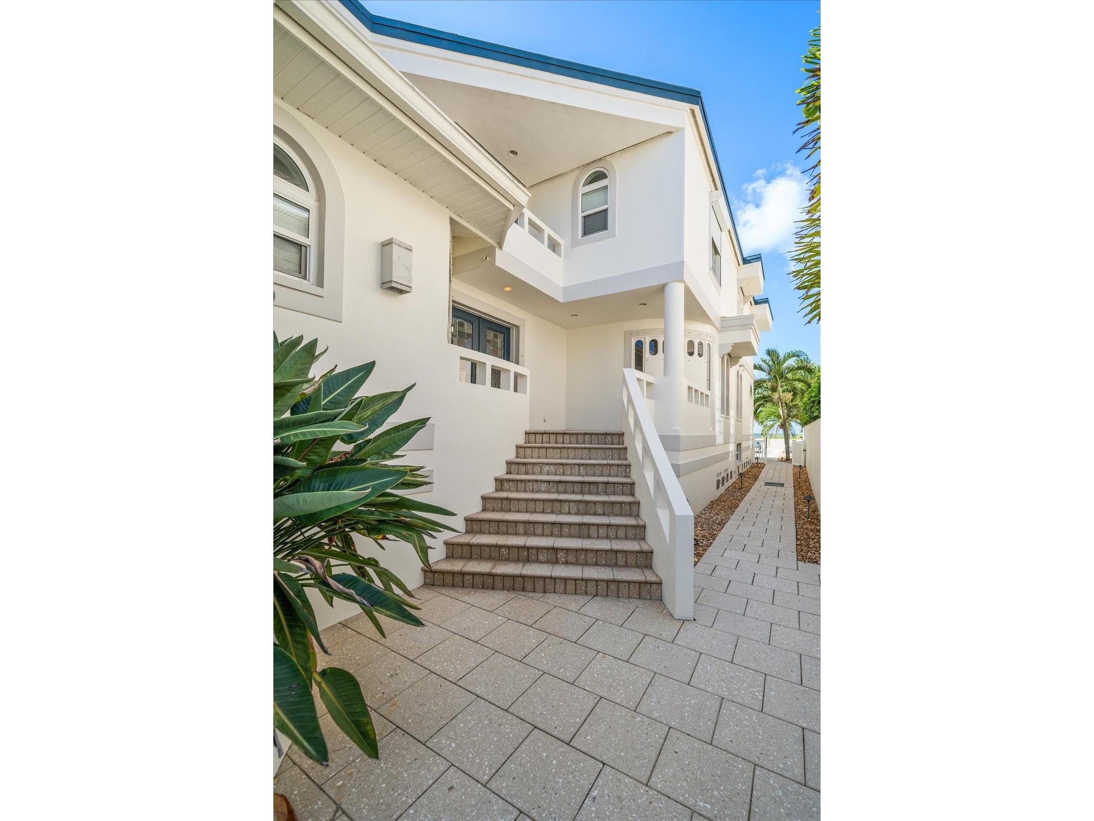 15564 Gulf Boulevard Redington Beach FL 33708 TB8465308 image5