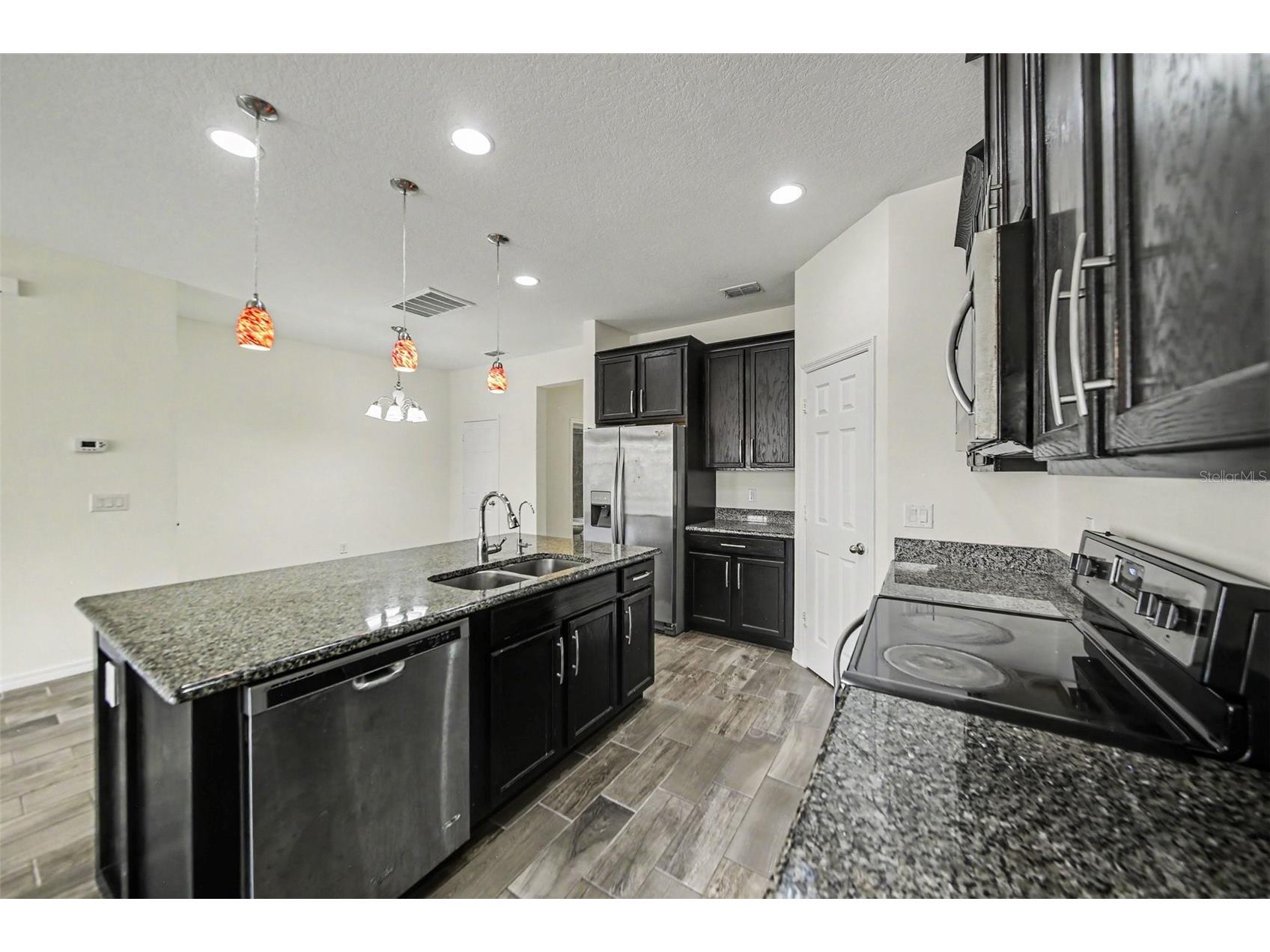15568 Blackbead Street Winter Garden FL 34787 O6408861 image15