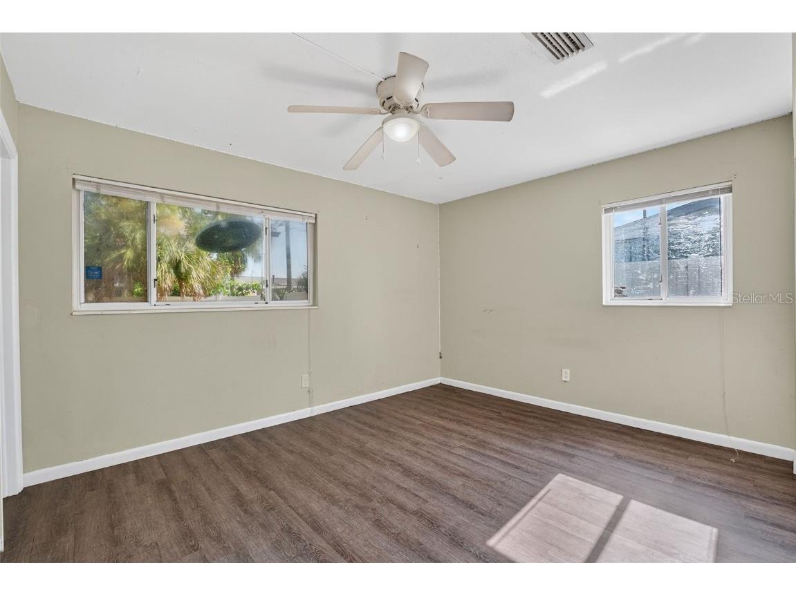 1557 79th Avenue N Saint Petersburg FL 33702 TB8409361 image19