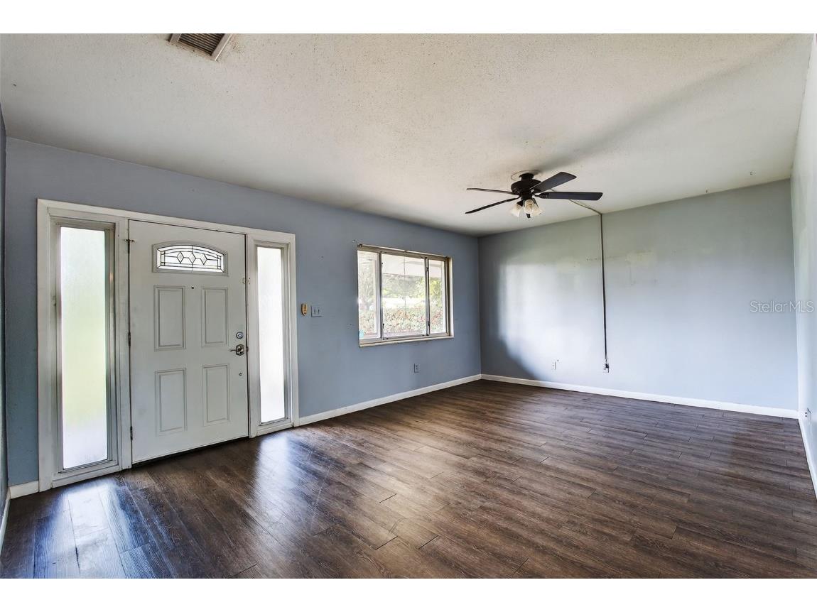 1557 79th Avenue N Saint Petersburg FL 33702 TB8409361 image5