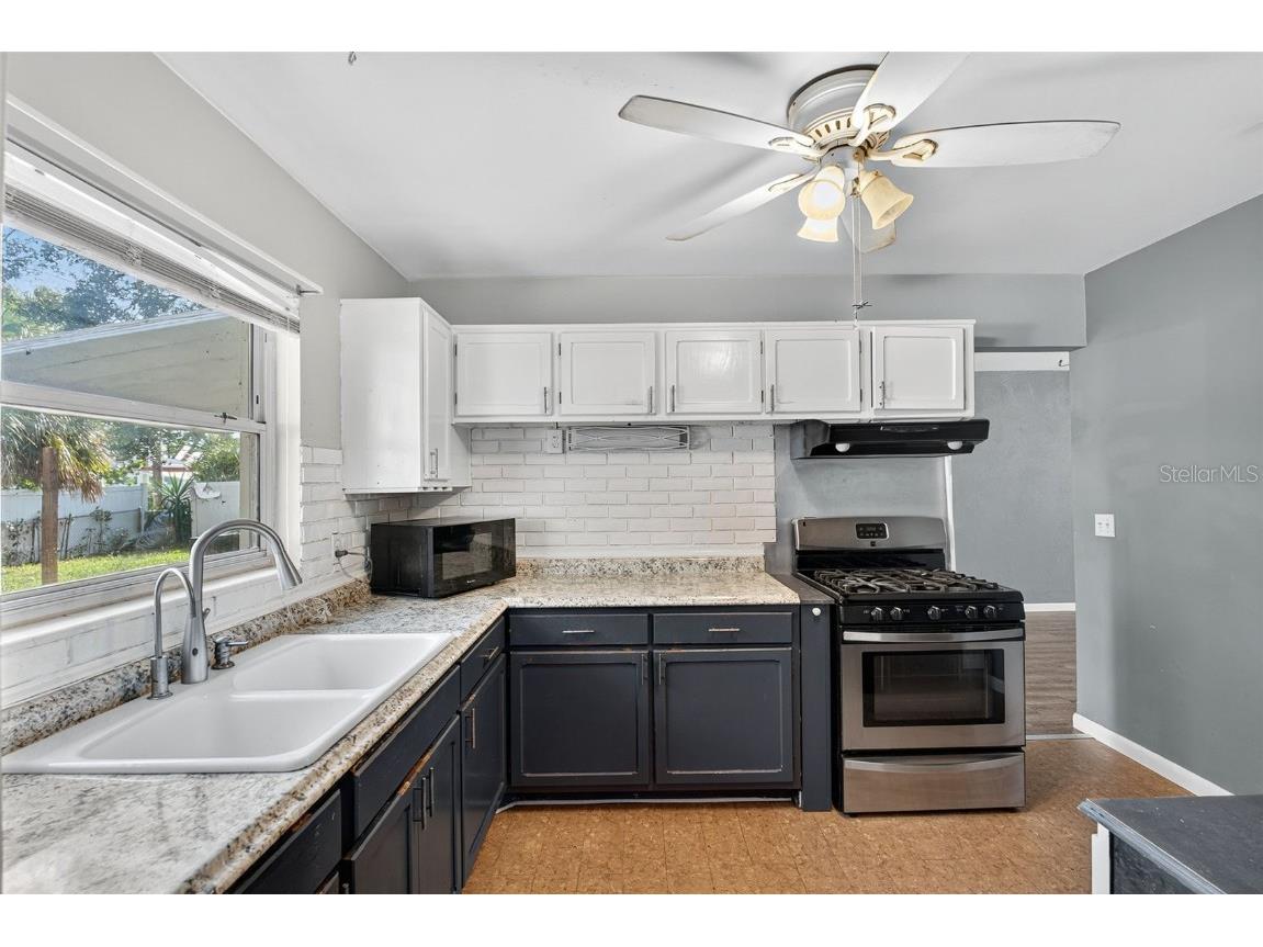 1557 79th Avenue N Saint Petersburg FL 33702 TB8409361 image9