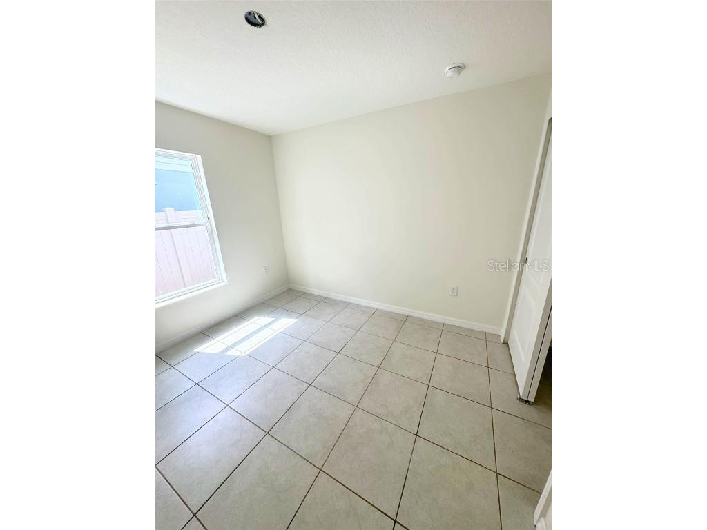 1557 Venice Lane Davenport FL 33896 O6317184 image4