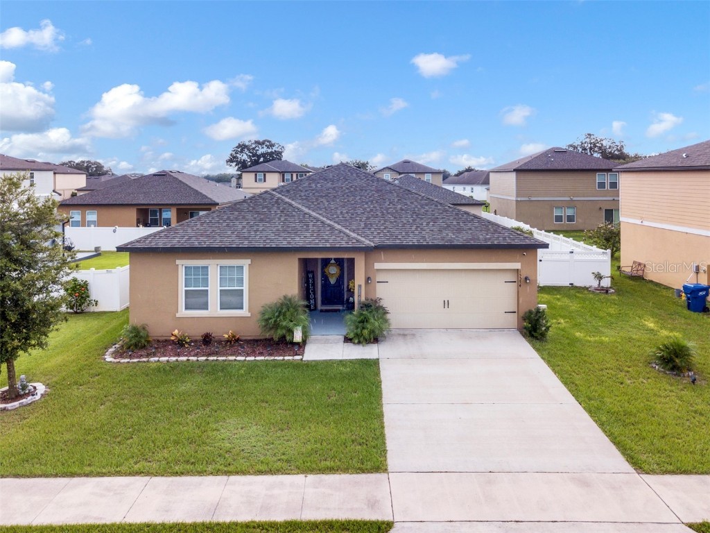 15574 Merlin Avenue Mascotte FL 34753 O5974935 image1