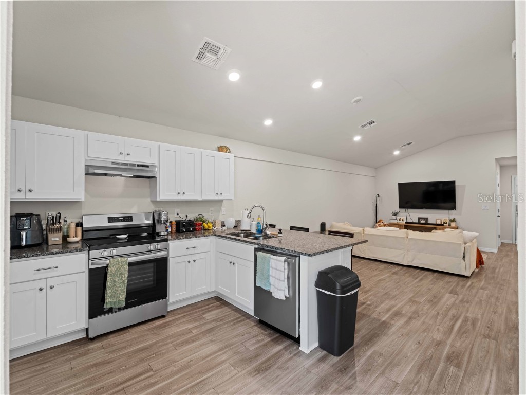 15579/15581 Chamberlain Boulevard Port Charlotte FL 33953 C7509334 image26