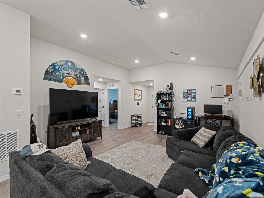 15579/15581 Chamberlain Boulevard Port Charlotte FL 33953 C7509334 image4