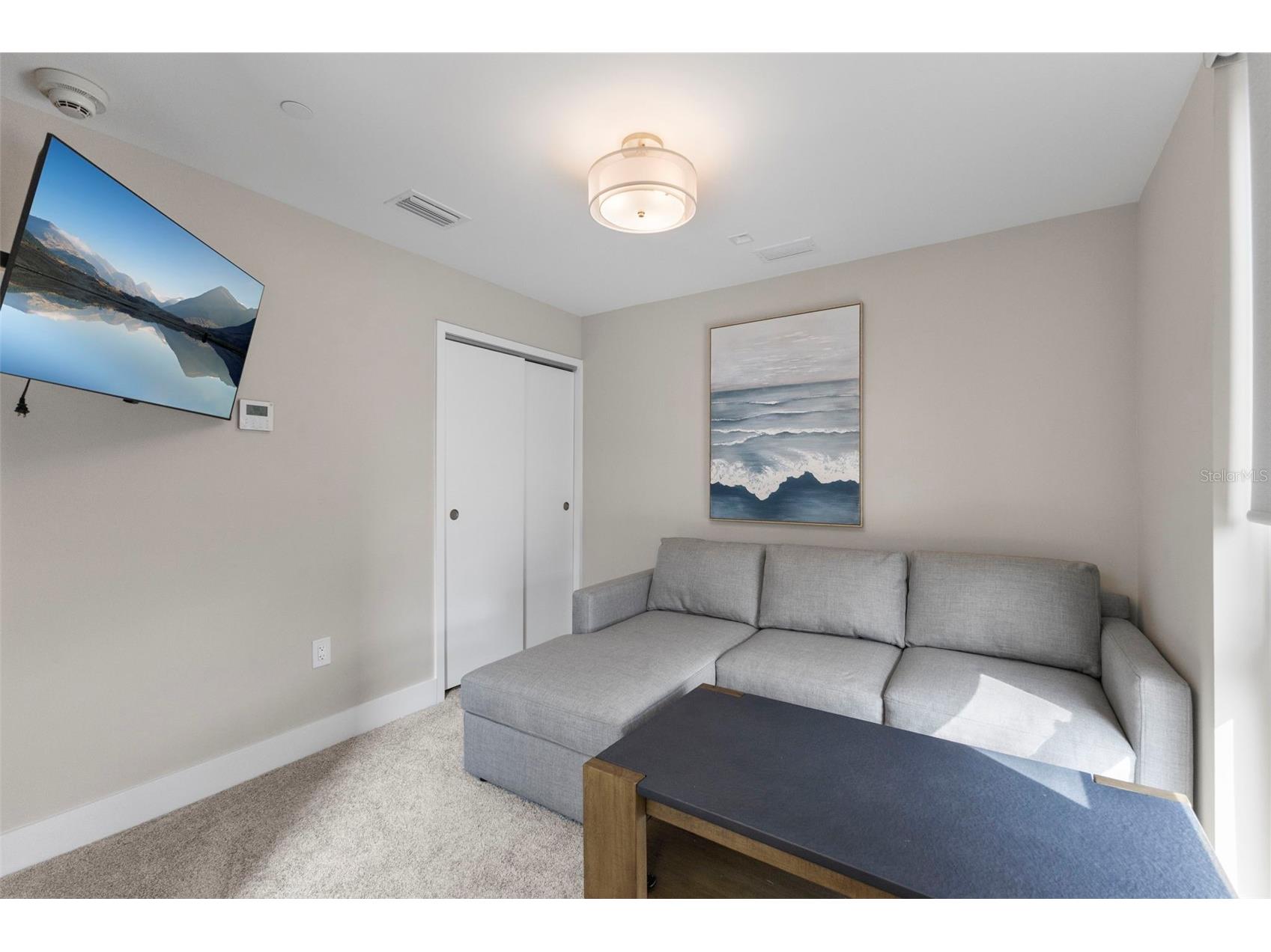 1558 4th St #212 Sarasota FL 34236 A4681618 image24