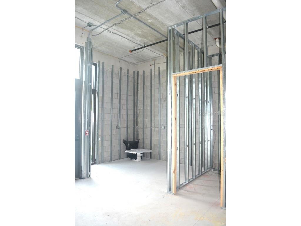 1558 4th Street #104 Sarasota FL 34236 A4643017 image9