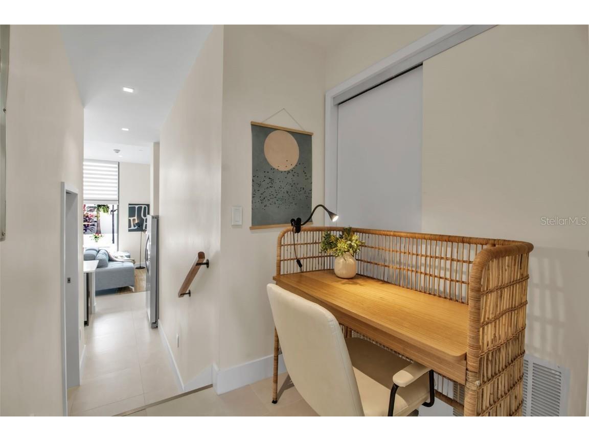 1558 4th Street #208 Sarasota FL 34236 A4673640 image26